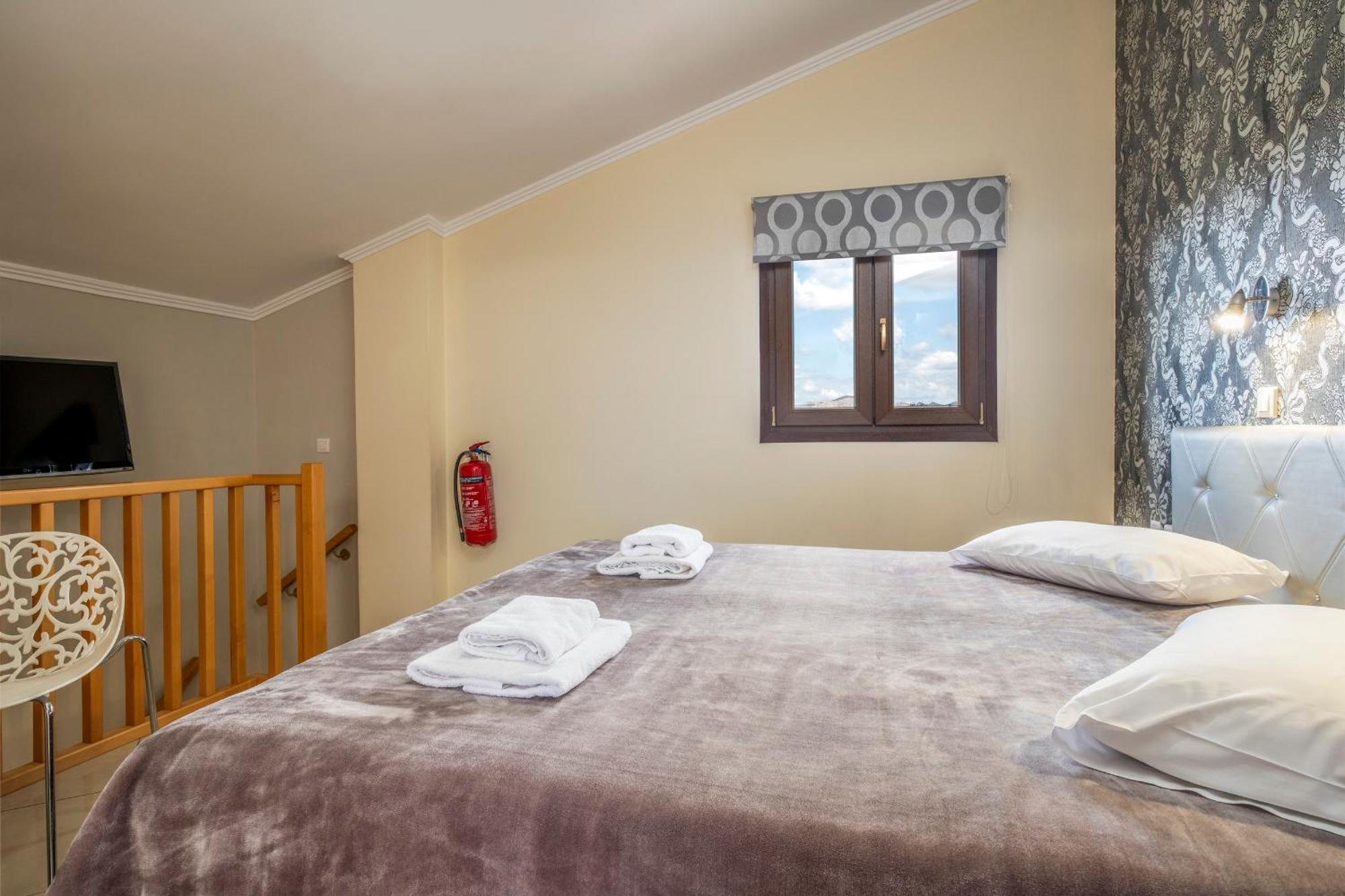 Hotel Areti 3*